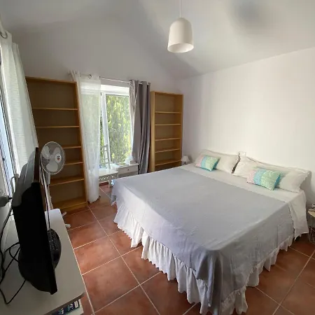 Charming 1 Bedroom With Shared Kitchen Next To Puerto Banus Appartement *